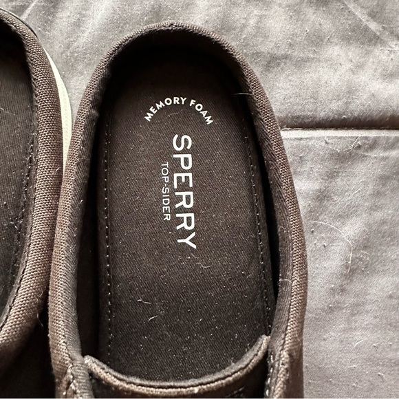 NWT Women’s Black Slip On Sperry Size 9.5 • - Picture 5 of 9